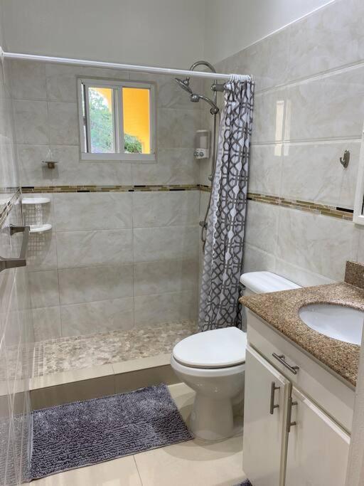 Lovely 2 Bedroom Apartment In Quiet Neighborhood! Филипсбург Экстерьер фото